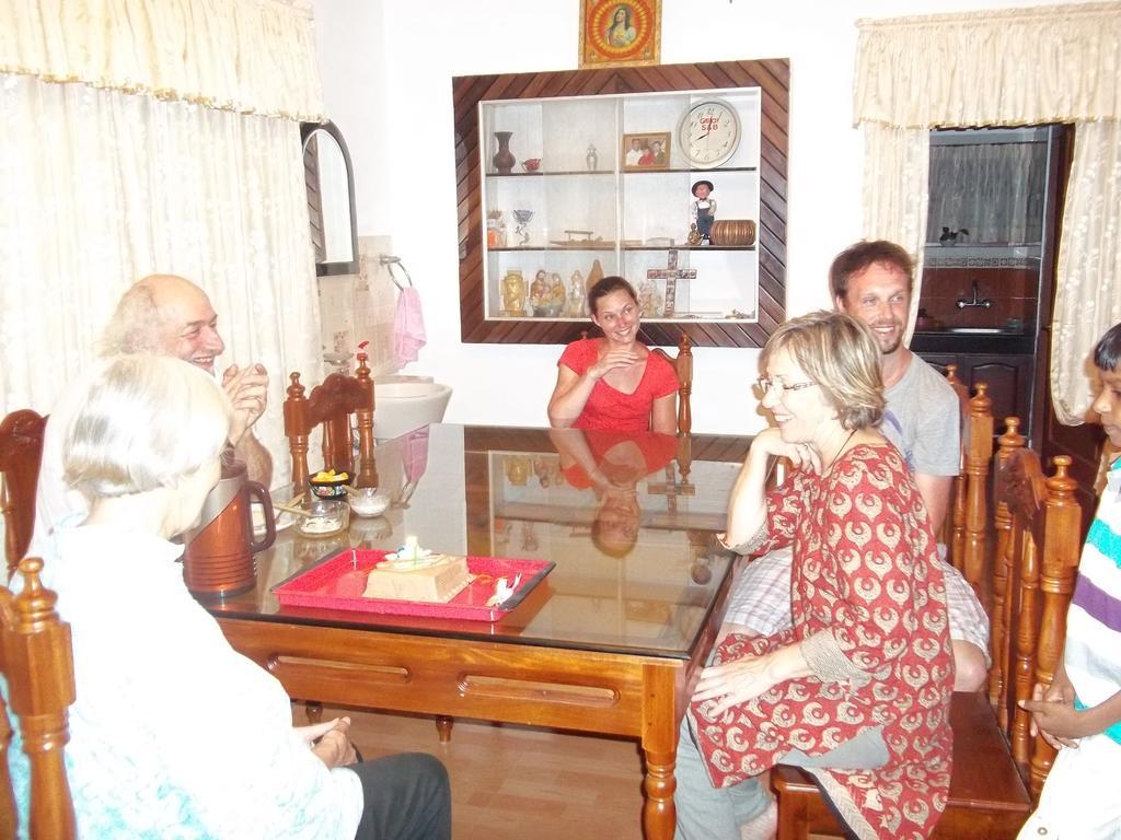 Aroma Home Stay Kochi المظهر الخارجي الصورة