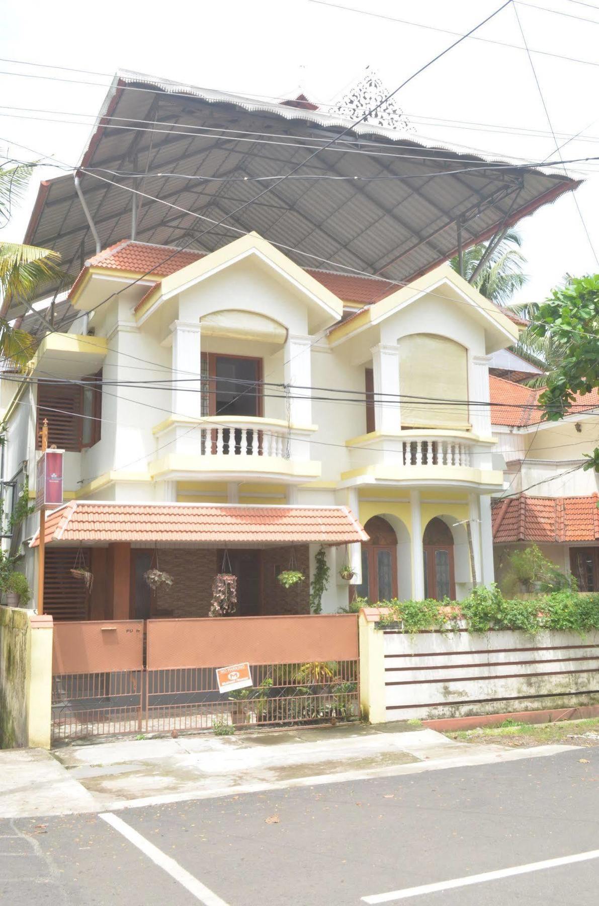 Aroma Home Stay Kochi المظهر الخارجي الصورة