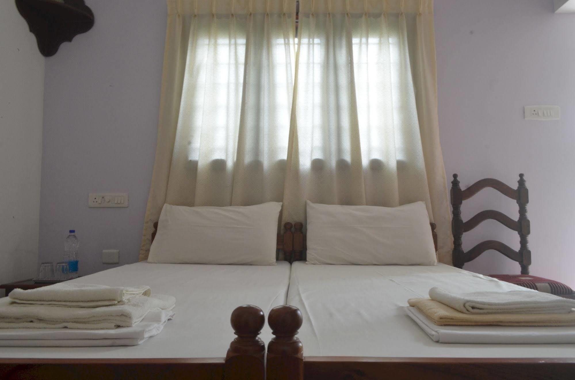 Aroma Home Stay Kochi المظهر الخارجي الصورة