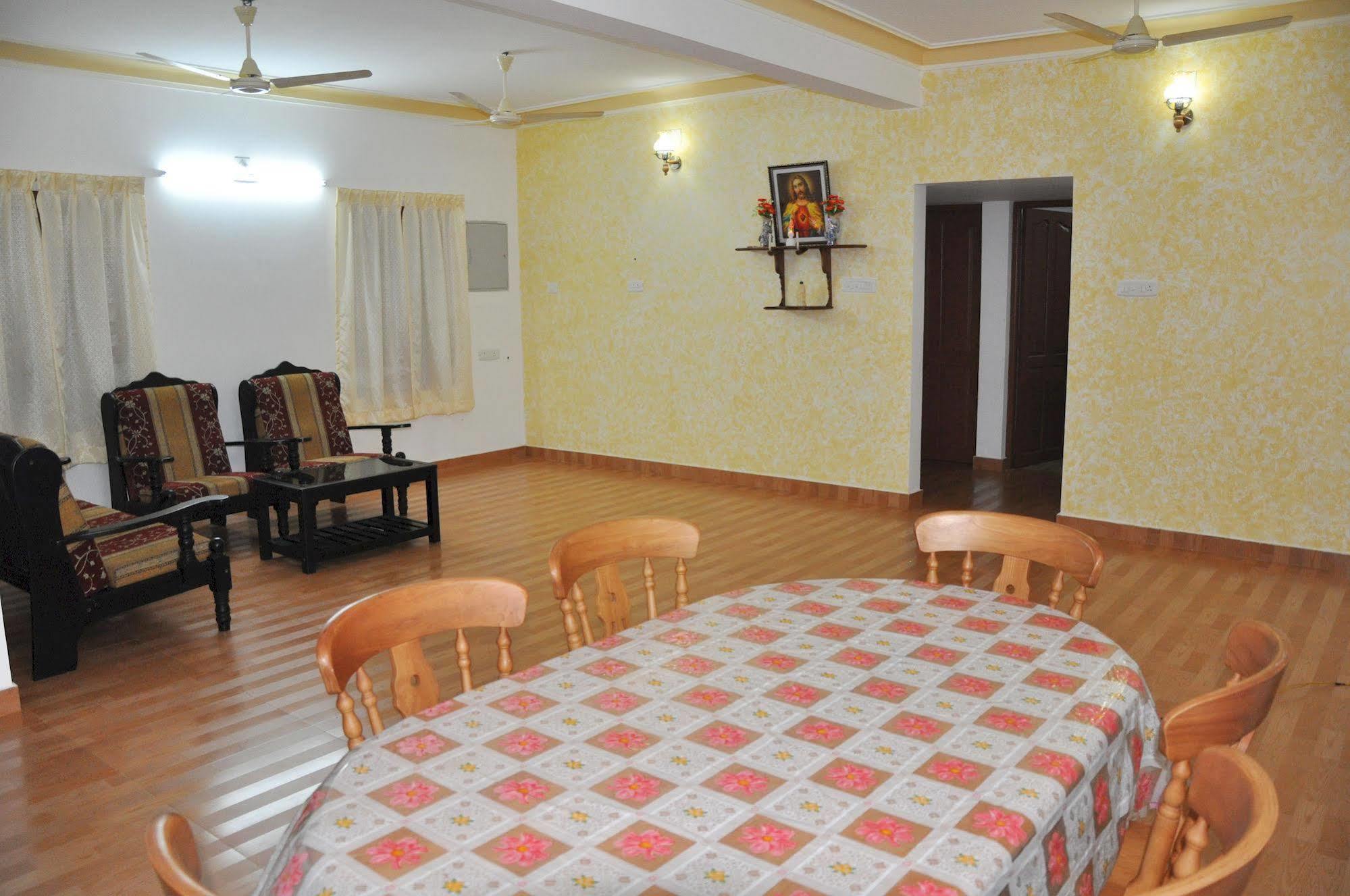 Aroma Home Stay Kochi المظهر الخارجي الصورة